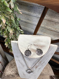 Teardrop White/Black Stone Necklace Set