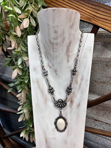 Western Flare Necklace